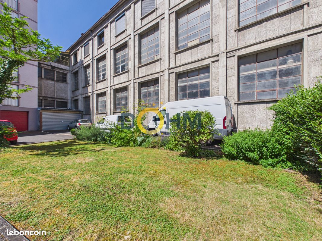 Appartement 1 pièce 73 m² · à Le Puy-en-Velay · 73 m² · 140 000 €