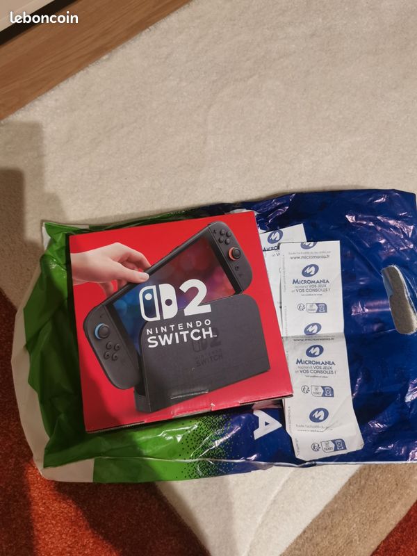 Nintendo Switch 2 + 2 jeux - Comme neuve - Garantie 2028 (image 3)
