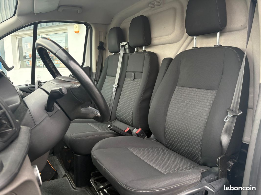 Ford transit custom fourgon 280 2.0 tdci 130 l1h1 court trend business (image 5)