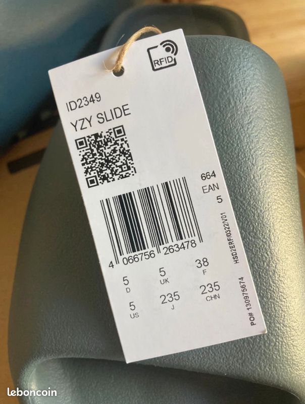 Yeezy slide ONYX Slate Marine - Neuve - 38EU/ 5US (image 3)