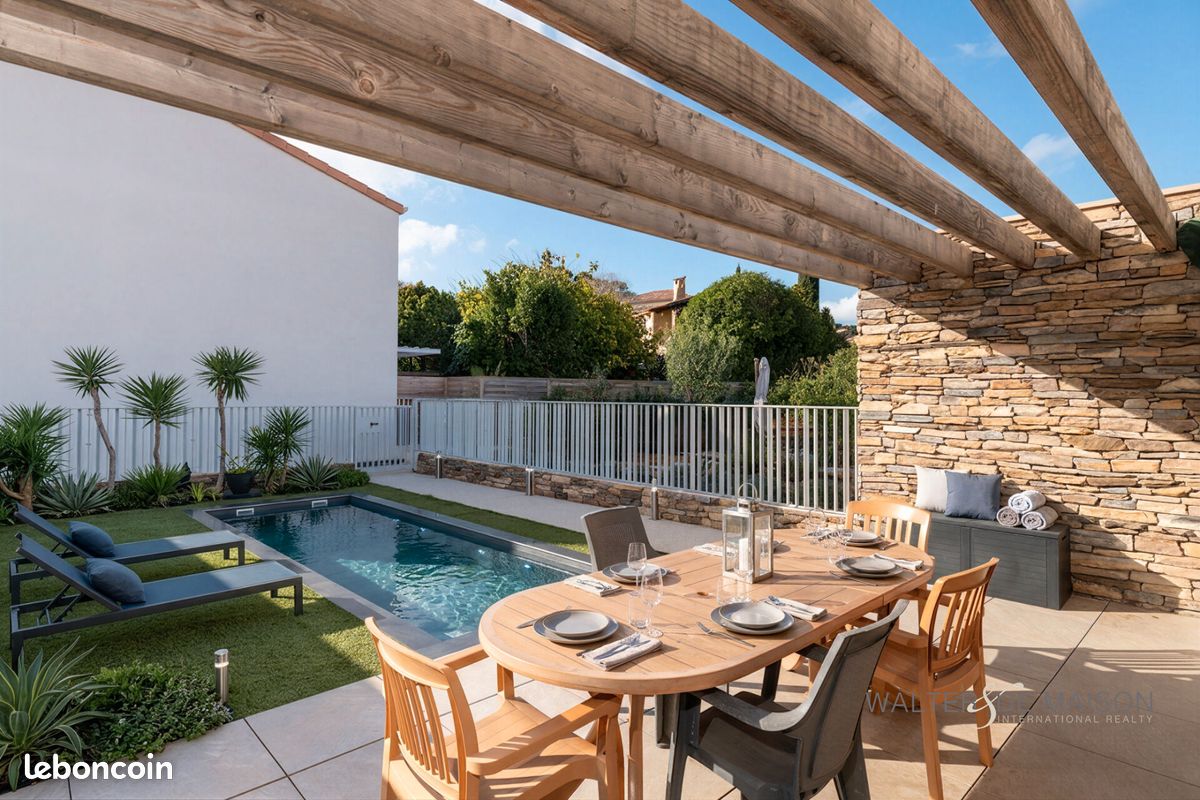 Maison 4 pièces 97 m² · à Carqueiranne · 97 m² · 769 000 €