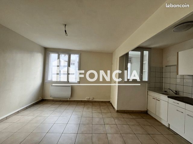 Appartement a louer saint-martin-d'heres - 1 pièce(s) - 25 m2 - Surfyn