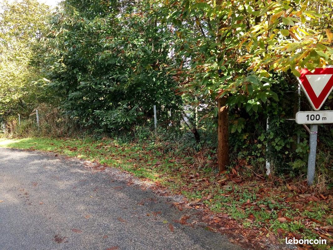 Terrain 650 m² proche de QUIMPER (image 3)