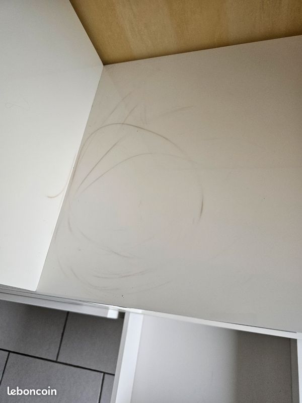 Étagère blanche et bureau (image 7)