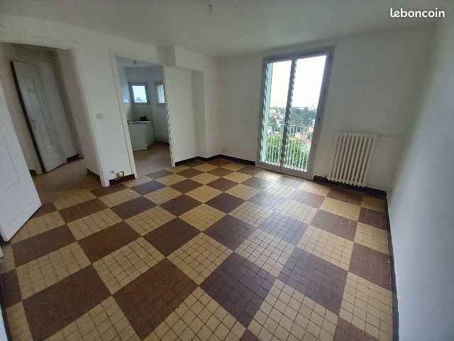 Appartement 4 pièces 64 m² · à Lyon · 64 m² · 893 €
