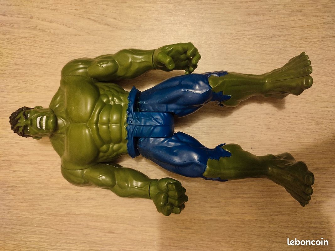 Grande figurine Marvel Hulk (30CM) TRES BON ÉTAT (image 1)