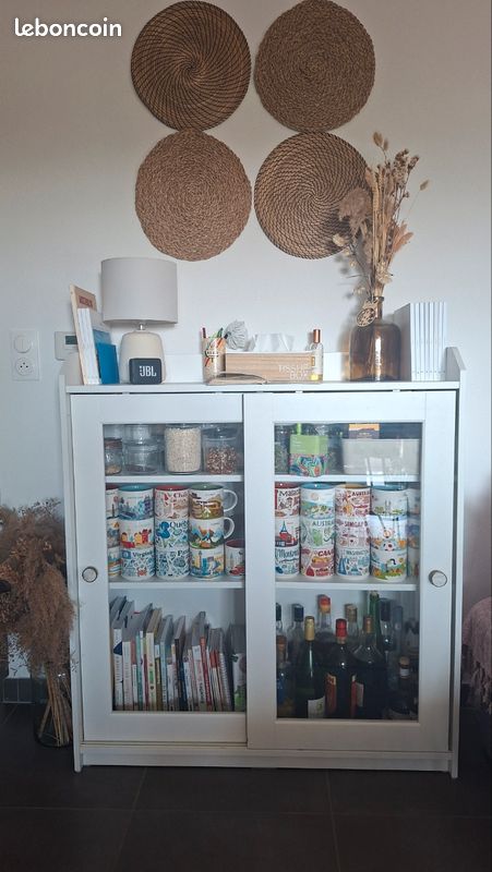 Meuble vitrine Ikea Hauga