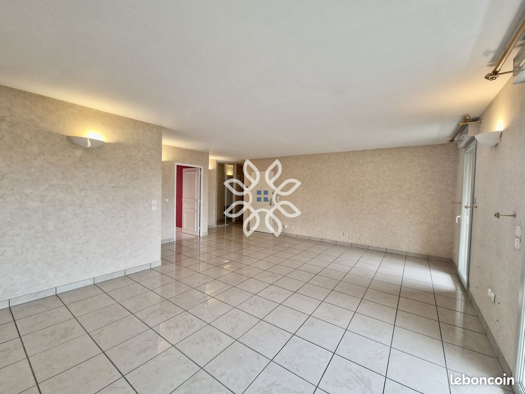 Appartement 4 pièces 81 m² · à Brioude · 81 m² · 750 €/mois