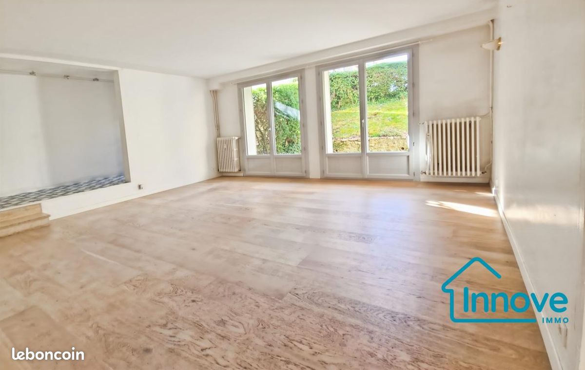 Appartement 4 pièces 94 m² · à Versailles · 94 m² · 2 503 €/mois
