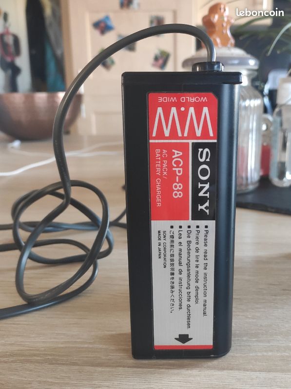 Caméscope Sony CCD-V100e (image 7)