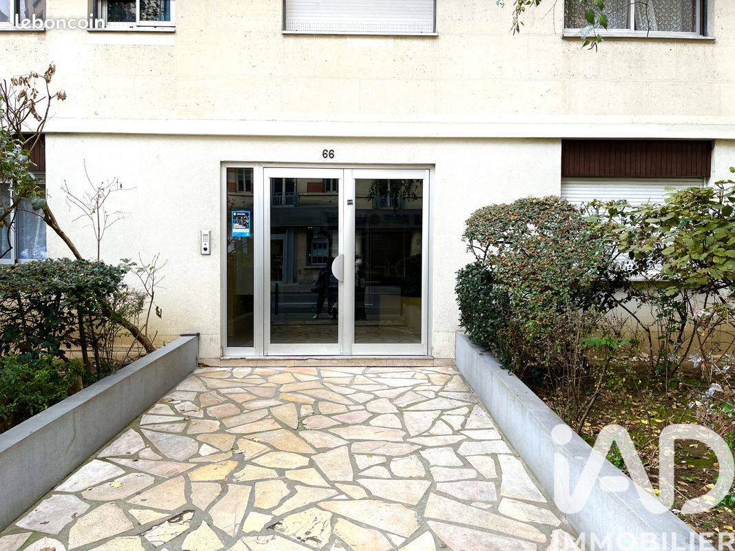Parking 8 m² · à Paris · 8 m² · 16 000 €