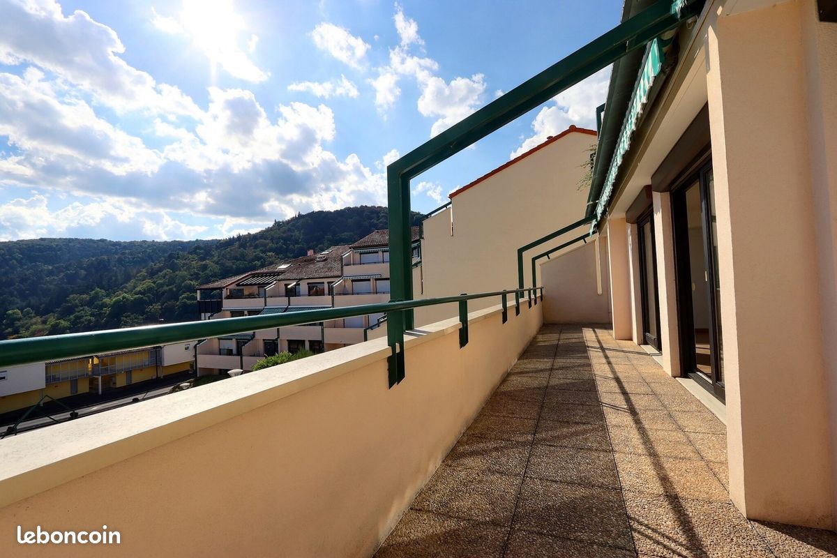 Appartement 4 pièces 100 m² · à Chamalières · 100 m² · 1 280 €/mois