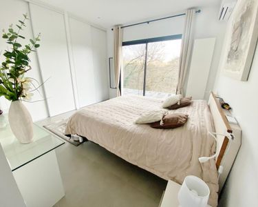 Maison 1 090 000 € - 207 m²