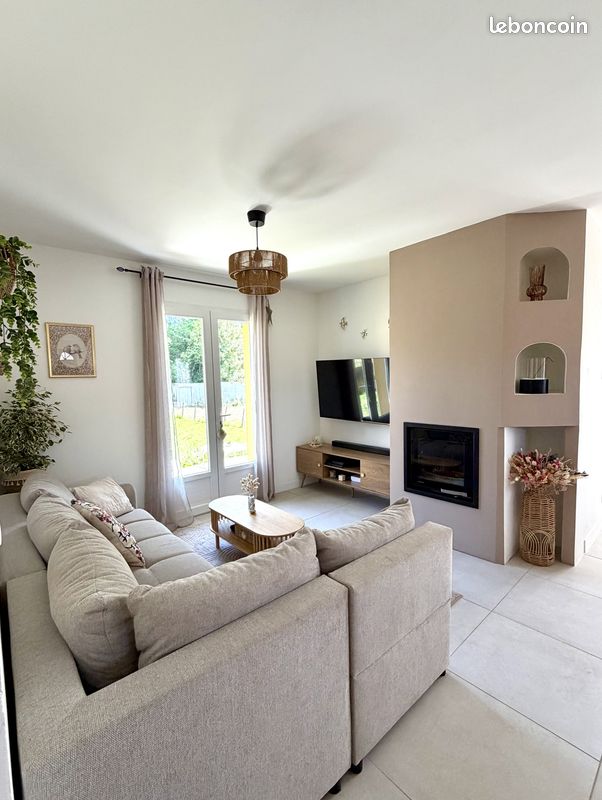 Maison 4 pièces 90 m² · à La Meyze · 90 m² · 185 000 €