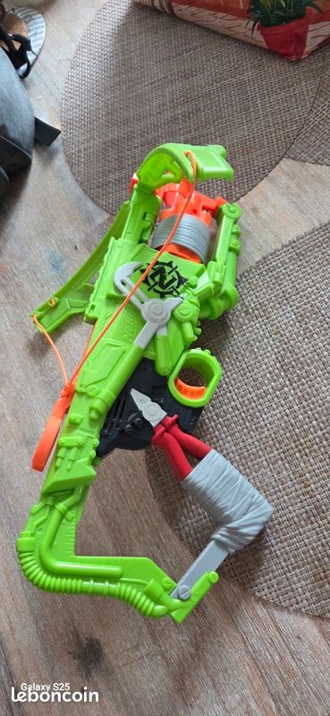 Lot de nerf et accessoires (image 3)