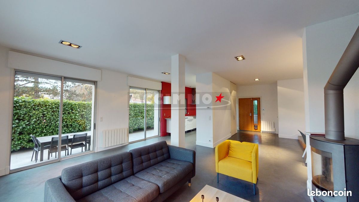 Maison 6 pièces 180 m² · à Quint-Fonsegrives · 180 m² · 1 711 €/mois