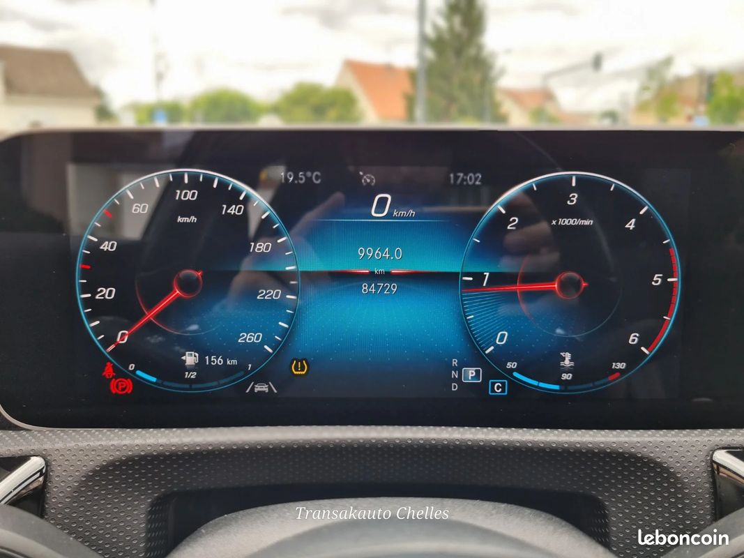 MERCEDES CLASSE A BERLINE 180 d 7G-DCT AMG Line (image 19)