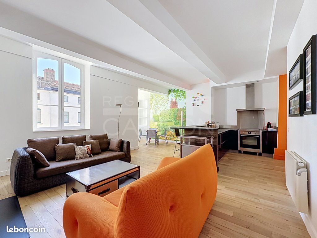 Appartement 4 pièces 100 m² · à Lyon · 100 m² · 1 720 €/mois