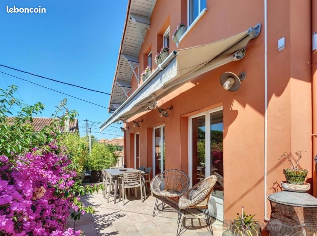 Maison 10 pièces 166 m² · à Cagnes-sur-Mer · 166 m² · 1 049 000 €