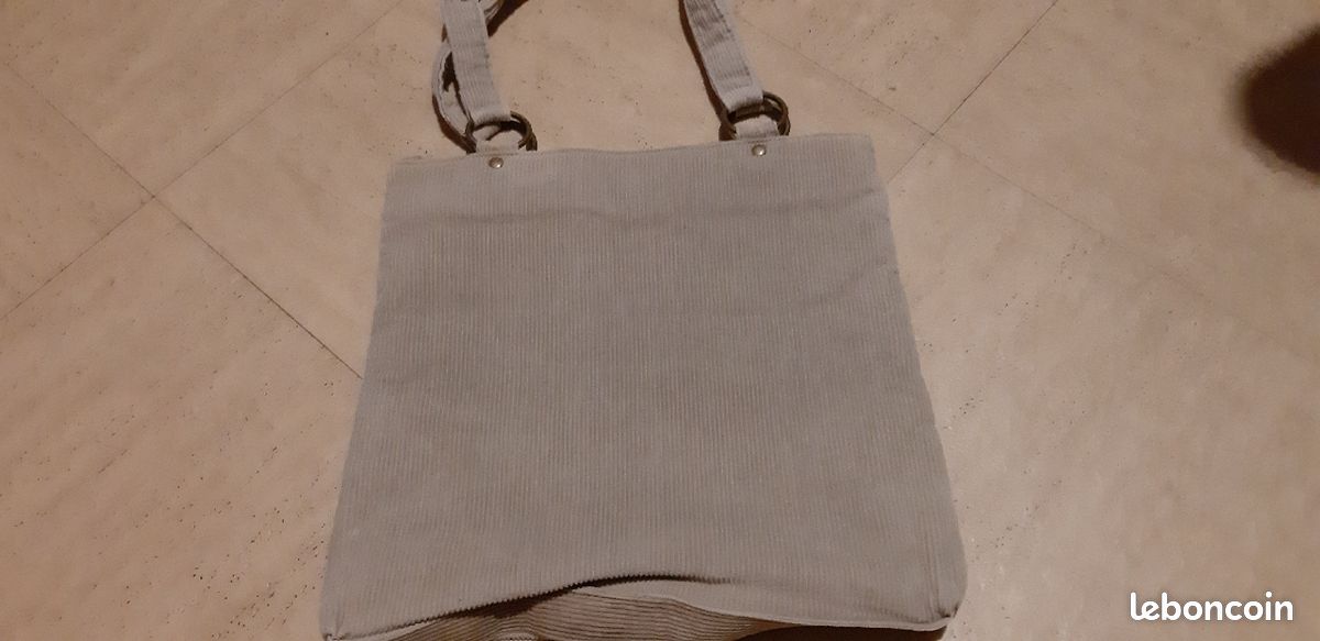 Sac velours (image 2)