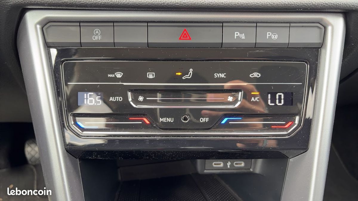 Volkswagen T-Roc 1.5 TSI EVO 150 Life (image 13)