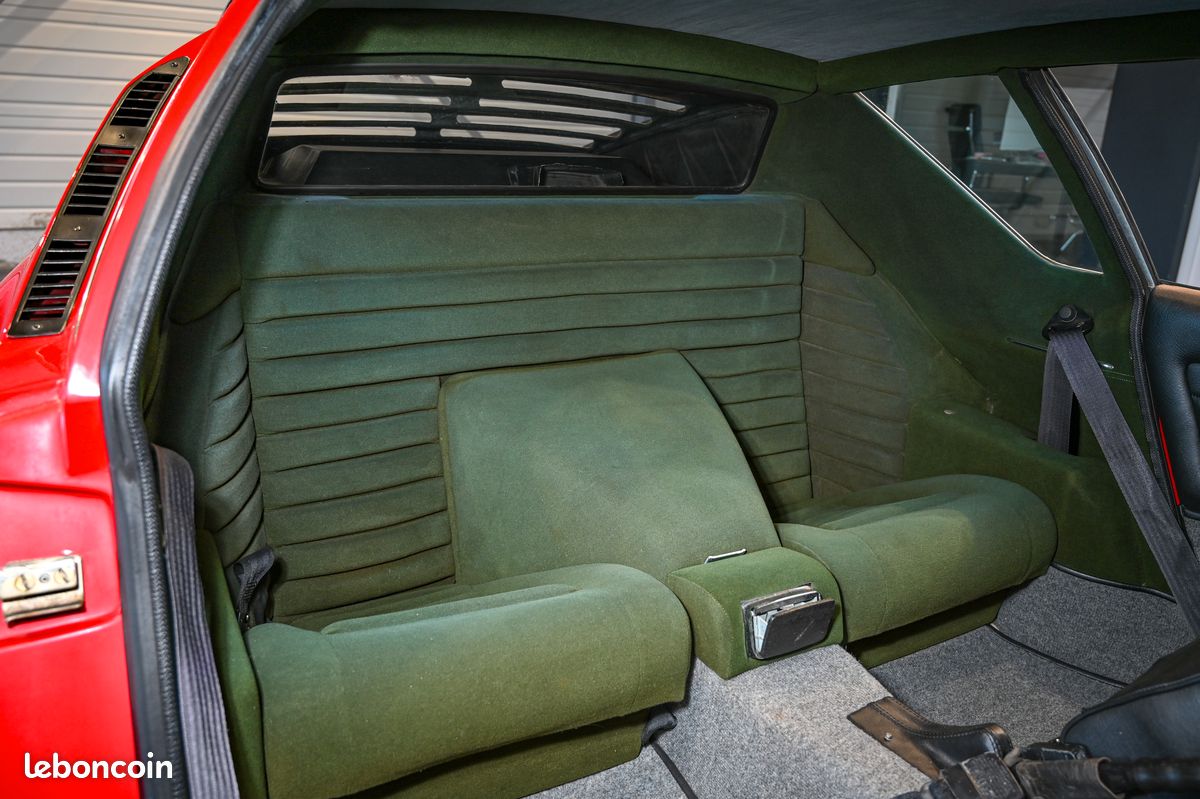 ALPINE A310 1600 VF 4 cylindres 125ch BVM5 / Conversion carburateurs 45 Weber / Rouge / Intérieur cuir noir / N° série 21532 (image 12)