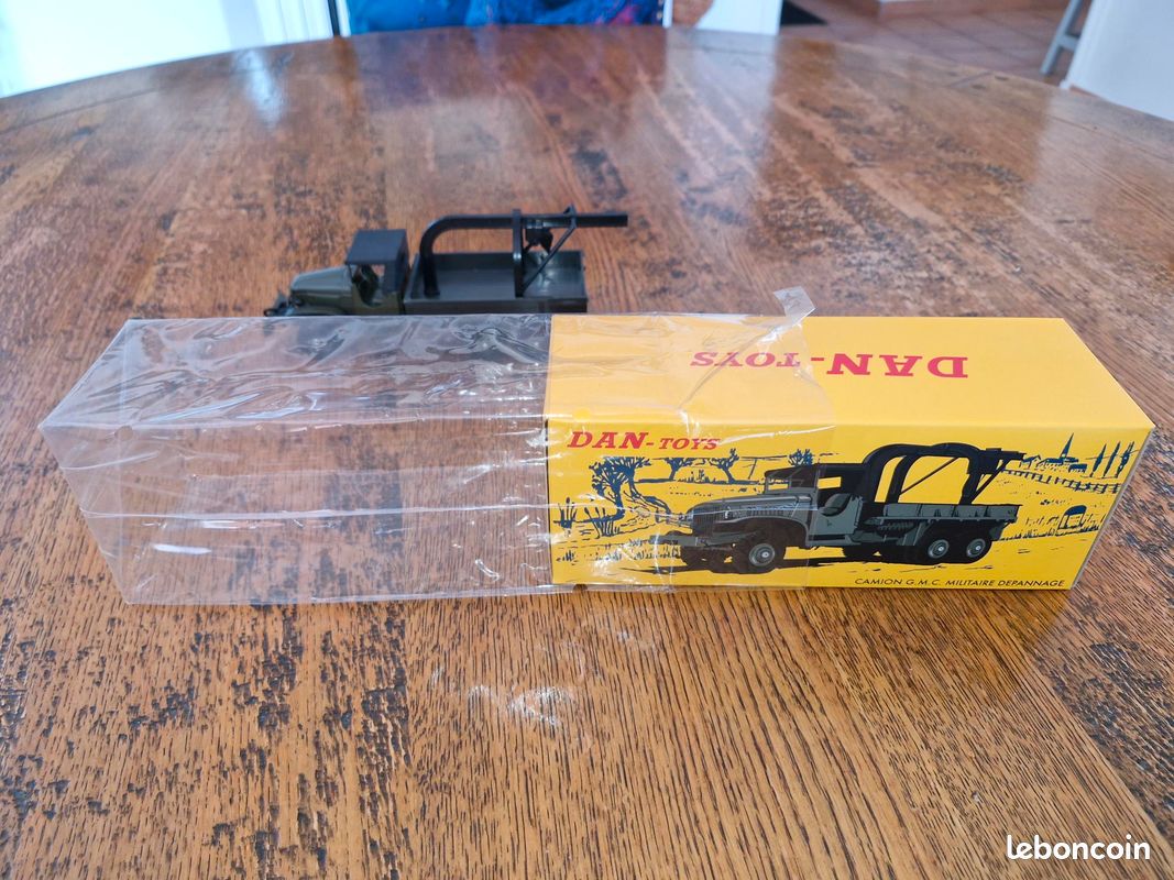 DAN-TOYS 094 1/43ème CAMION GMC DÉPANNEUSE