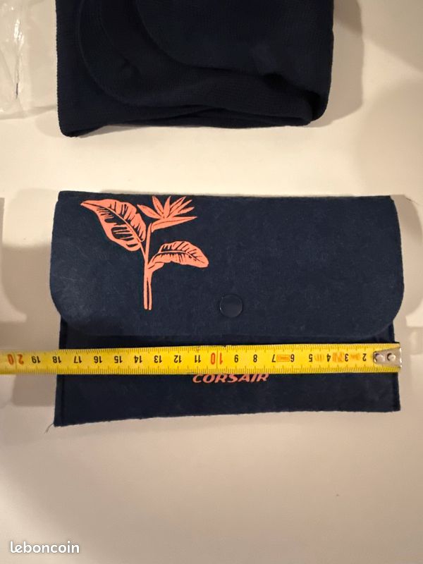 Trousse de voyage Corsair garnie en feutrine - neuve (image 6)