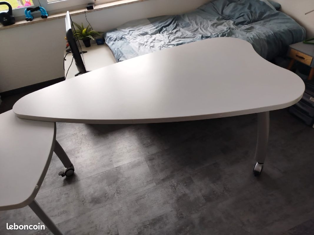 Bureau (image 3)