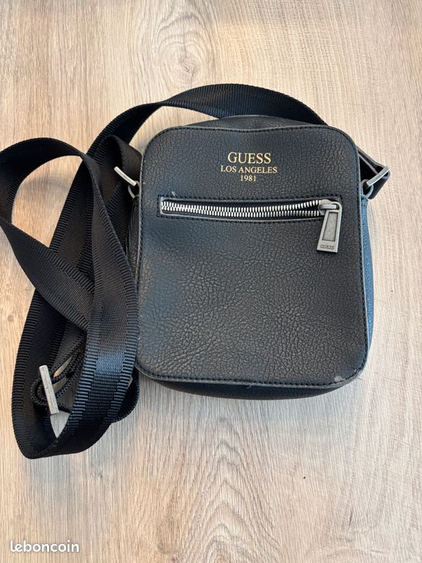 Petit Sacoche Guess Petite Sacoche Guess Los Angeles 1981