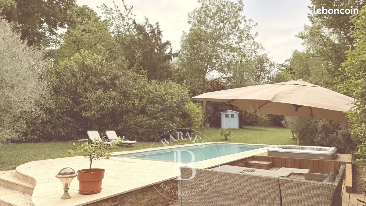 Maison 10 pièces 250 m² (image 16)