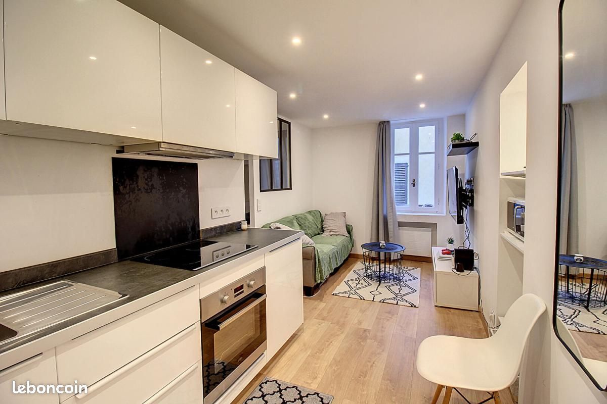 Appartement 1 pièce 28 m² · à Trans-en-Provence · 28 m² · 72 000 €
