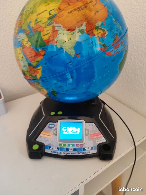 Globe intéractif VTech Genius XL (image 1)