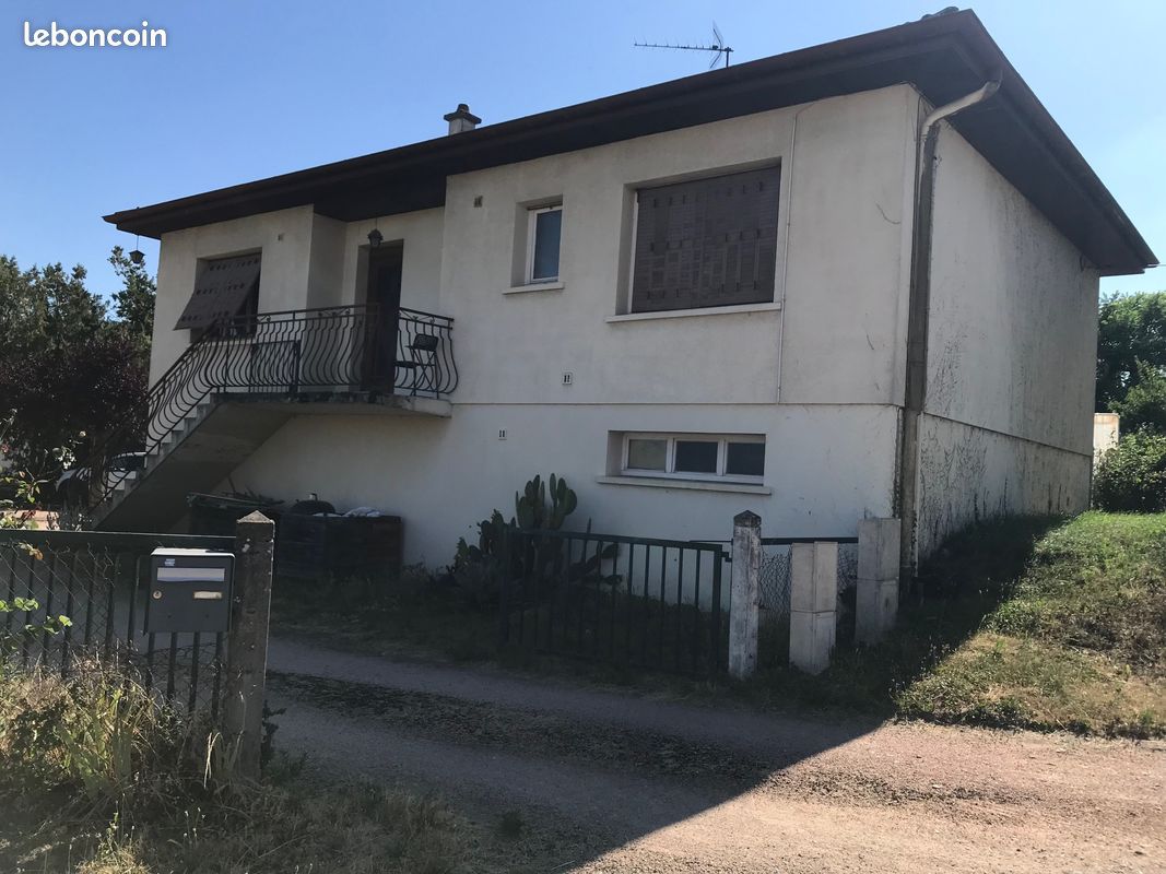Maison 5 pièces 100 m² · à Quincié-en-Beaujolais · 100 m² · 230 000 €