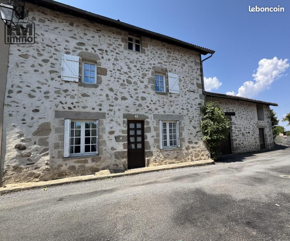 Maison 5 pièces 130 m² · aux Cars · 130 m² · 147 500 €