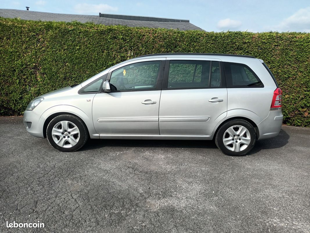 Opel zafira enjoy 1.7 cdti 7 places (image 4)