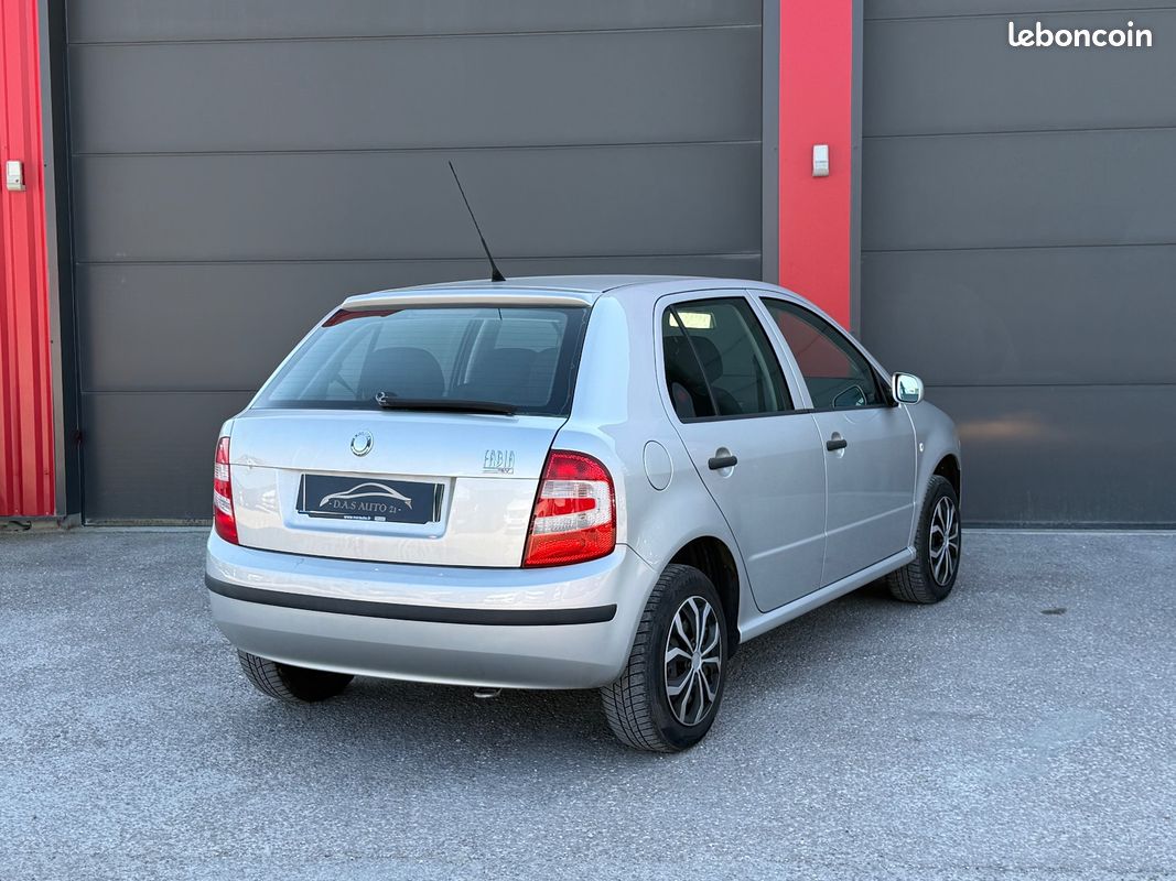 Skoda fabia 1.4 16v - 100 s (image 5)