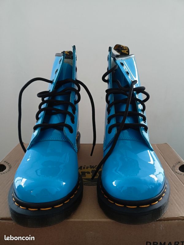Leather Dr Martens Bleu Vernis Doc Martens Bleu Marine Femme Outlet