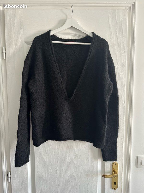 Pull en maille de laine mélangée à col en V Na-Kd noir (image 4)