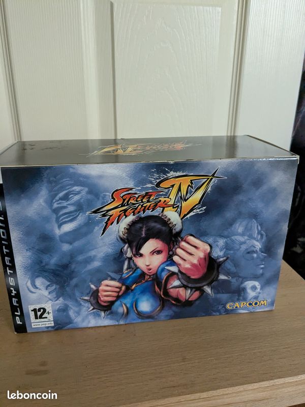 Jogo - Super Street Fighter IV - Collector's Package - Sony Playstation 3 PS3 - Melhora o Preço