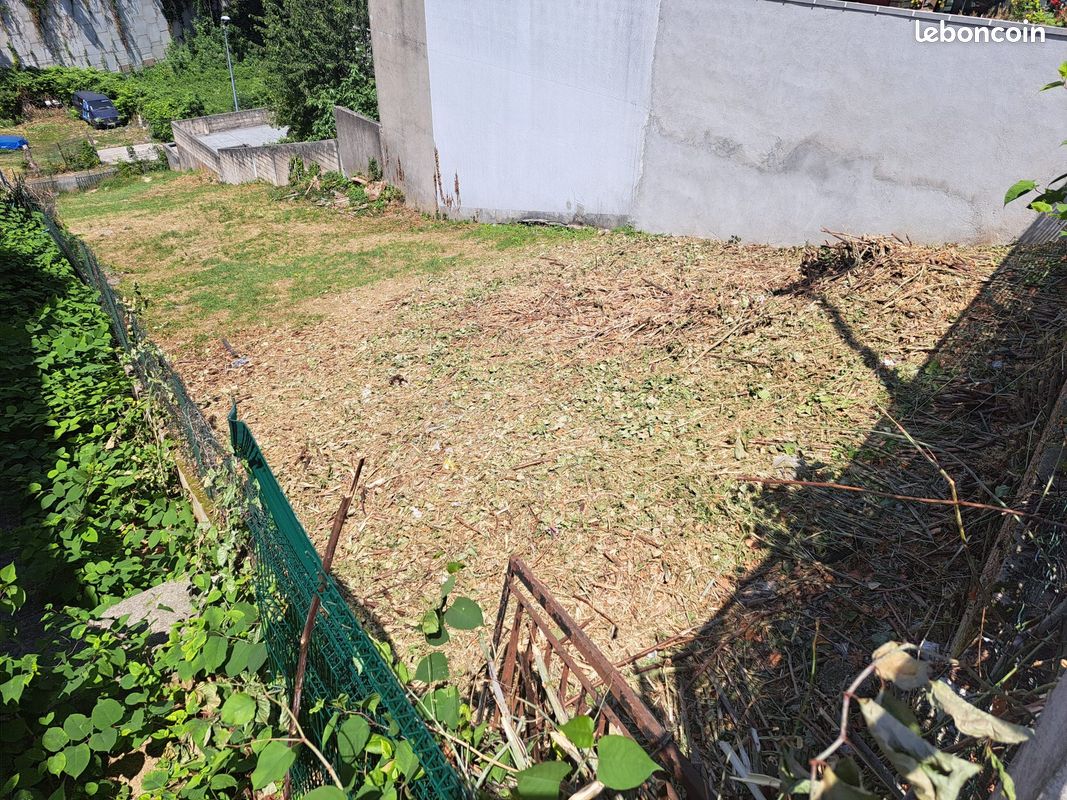 Terrain 440 m² · à Noisy-le-Sec · 440 m² · 239 000 €