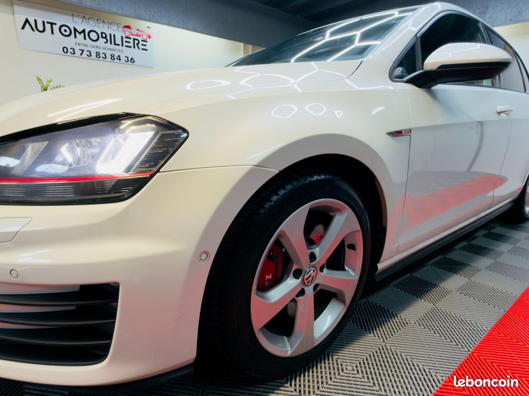 VOLKSWAGEN Golf VII 7 GTI Performance 230 DSG – Origine France – Carnet complet – 3 ième main (image 10)