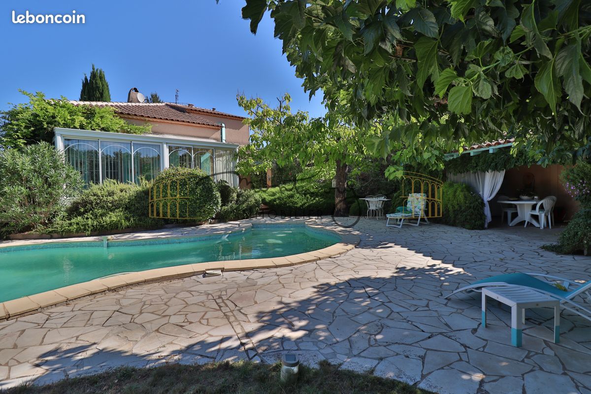 Maison 6 pièces 160 m² · à Poulx · 160 m² · 495 000 €
