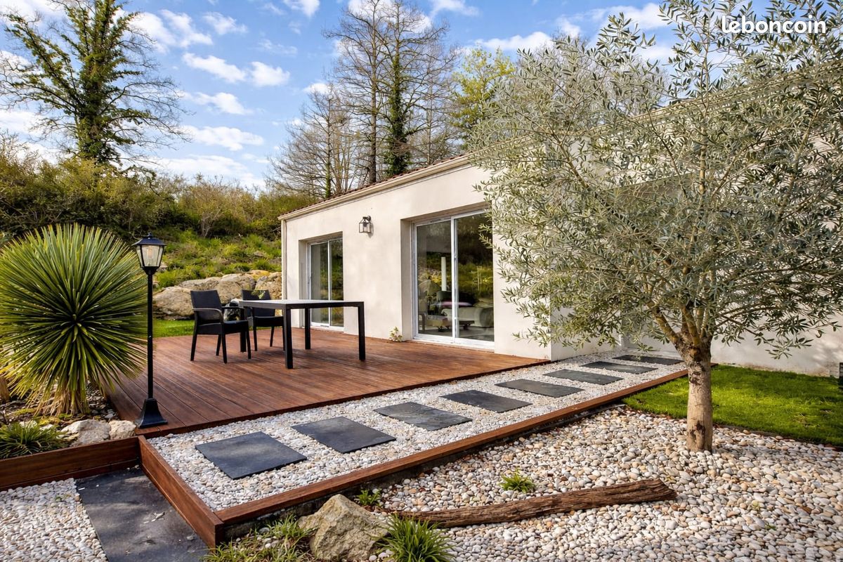 Maison 4 pièces 140 m² · à Bussac-sur-Charente · 140 m² · 270 000 €
