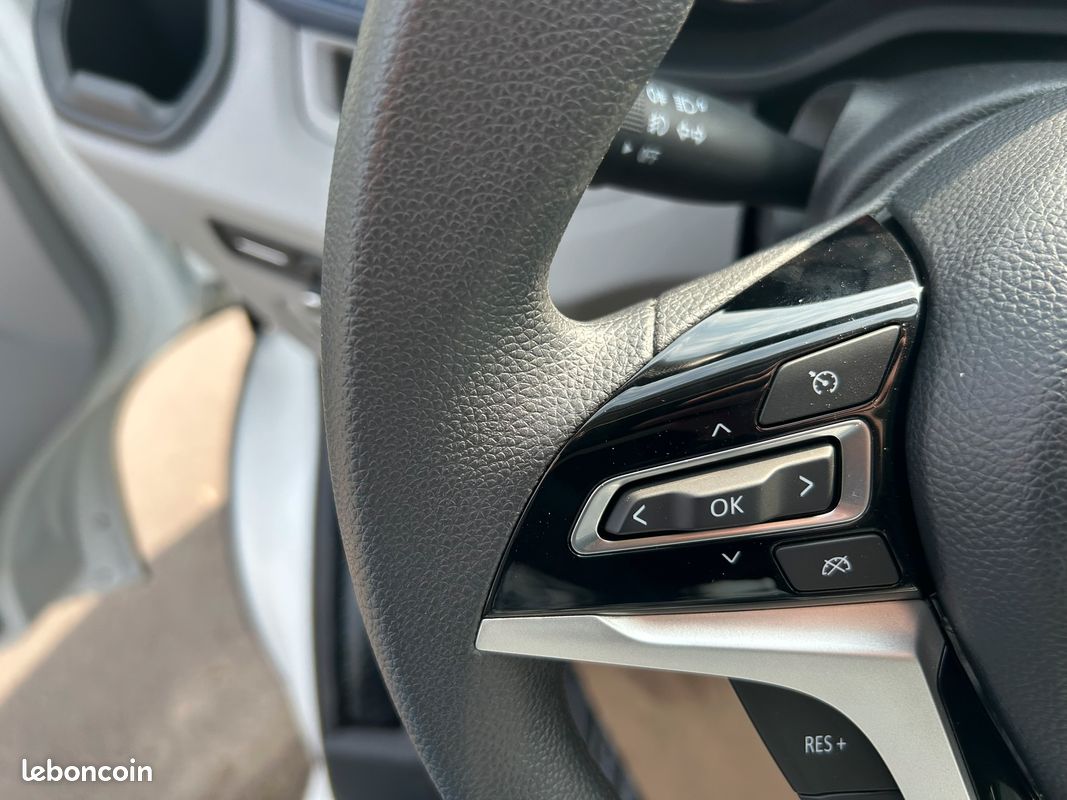 22 900 ht - New maxus deliver 9 neuf l3h2 3 places 2.0 d 150 cv Grand Carplay / Alarme / clim / reg / tel / camera / dab / phare av led (image 9)