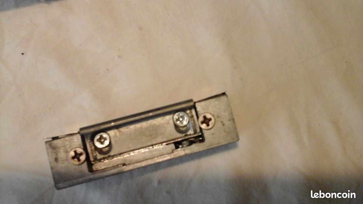 Une gâche électrique a encastrer (image 3)