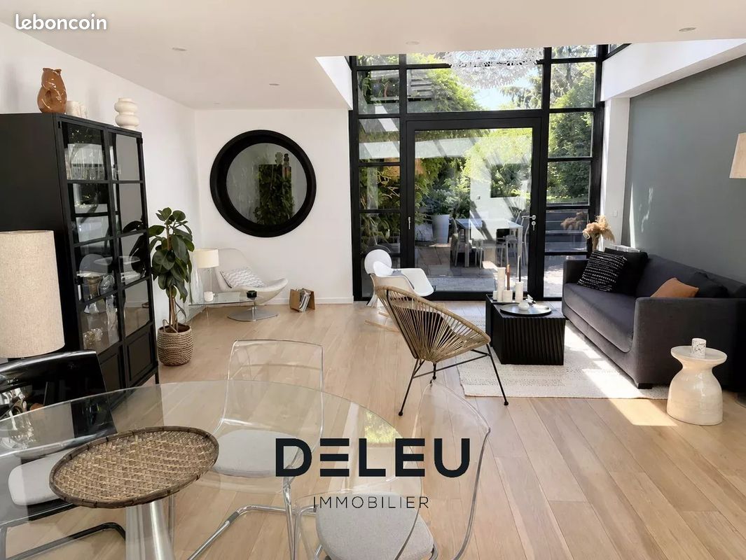 Maison 5 pièces 191 m² · à Croix · 191 m² · 570 000 €