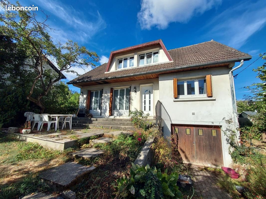 Maison 6 pièces 215 m² · à Noisy-le-Grand · 215 m² · 472 000 €