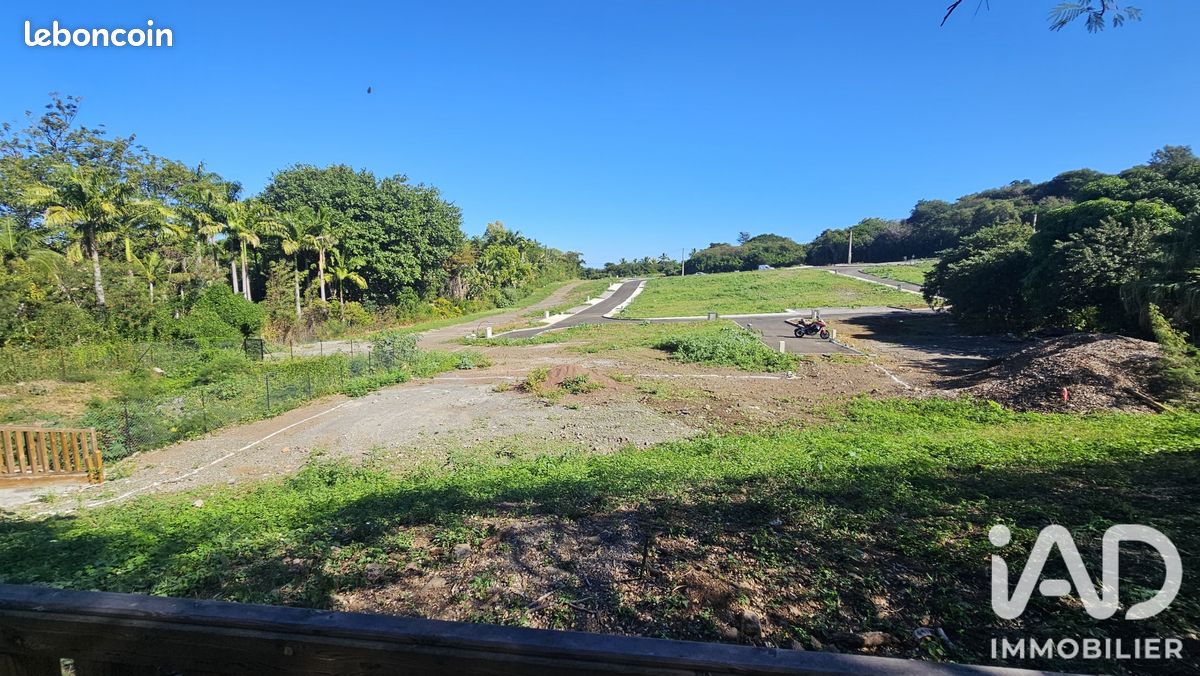 Terrain 248 m² · à Saint-Louis · 248 m² · 107 000 €