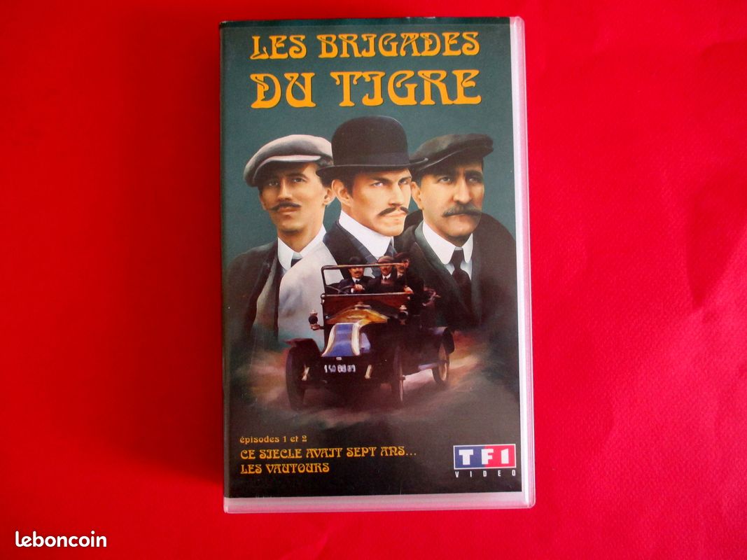 VHS les brigades du tigre (image 1)